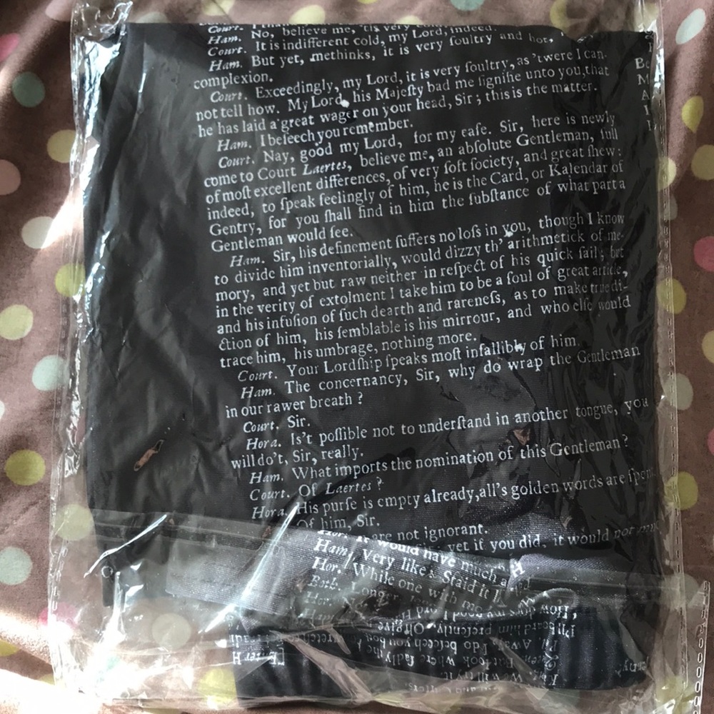 Scripted plus size leggings
